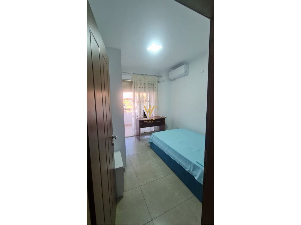 JEPET APARTAMENT 3+1 ME QIRA NE DON BOSCO 800 EURO 4