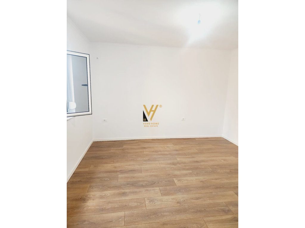 SHITET APARTAMENT 2+1 NE ALI DEM, SHKOLLA 1 MAJ 155.000 EURO 4