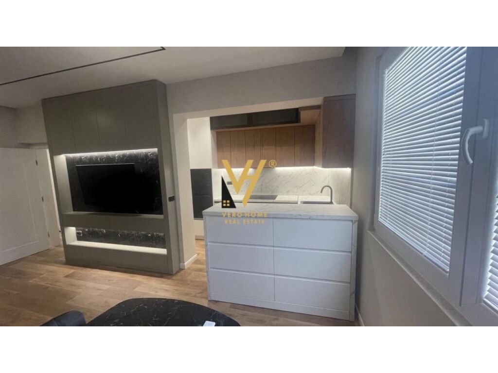 Jepet Apartament 1+1+ballkon me qera te Ish Ekspozita Sot 65 m2 2