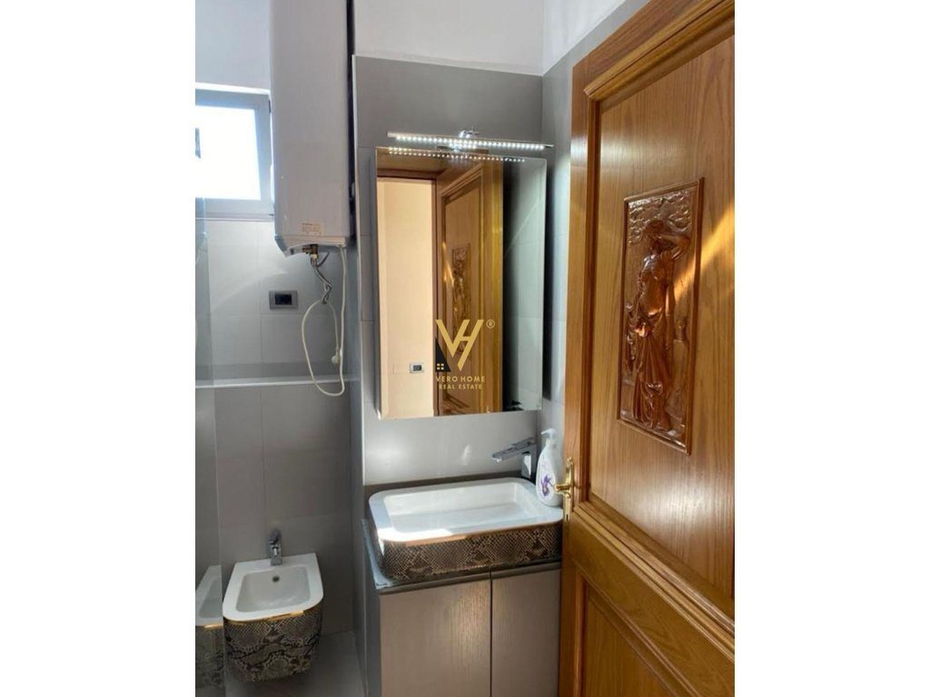 JEPET APARTAMENT 1+1+BLK ME QERA TE MYSLYM SHYRI 60.000 LEKE 4