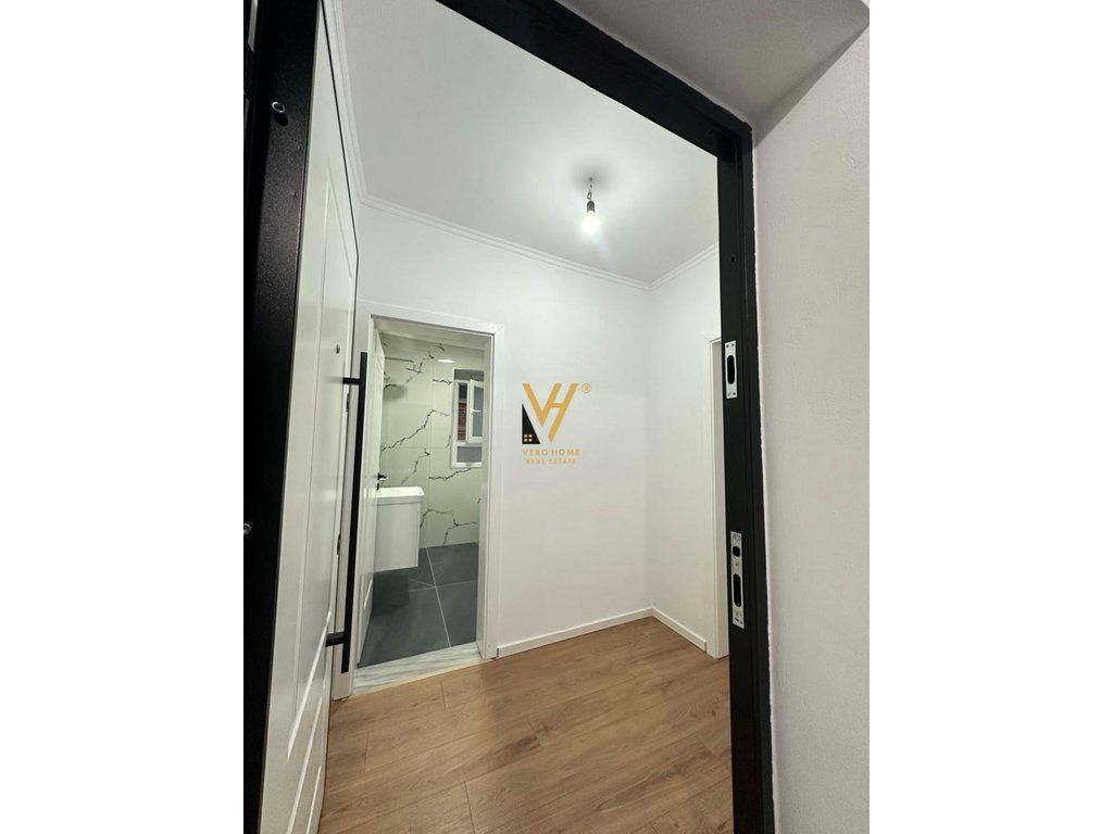 SHITET APARTAMENT 1+1+BLK TE MINISTRIA E DREJTESISE 153.000 EURO 4