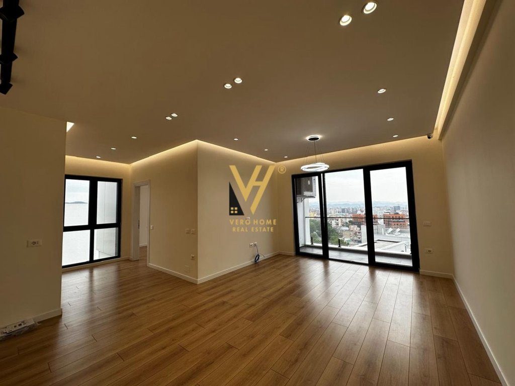 JEPET ZYRE 106 M2 ME QERA TE ARLIS,FARMACIA 10 75.000 LEKE