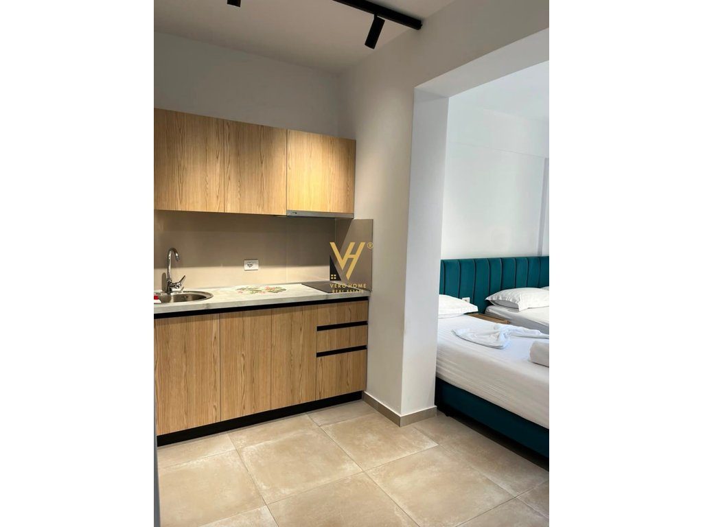 JEPEN 2 GARSONIERE + 2 DHOMA NE ORIKUM 10.000 EURO NE VIT 2