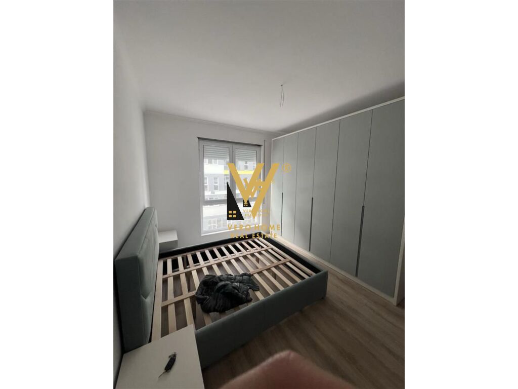 SHITET APARTAMENT 2+1+BLK TE UNIVERS CITY 130.000 EURO 3