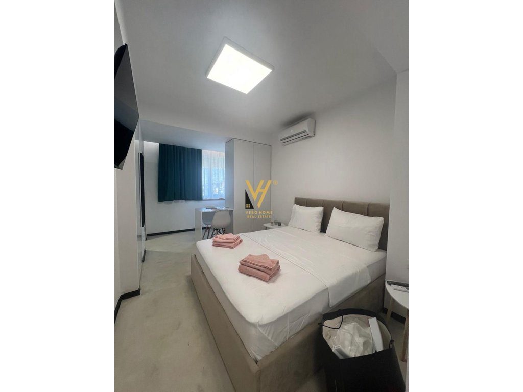 SHITET APARTAMENT 3+1+3+BLK PRANE SQUARE 21 360.000 EURO 2
