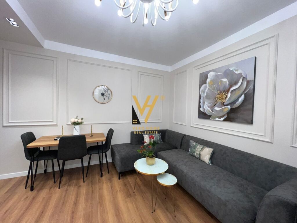 Jepet Apartament 1+1+ballkon me qera te Liqeni i Thate 70 m2