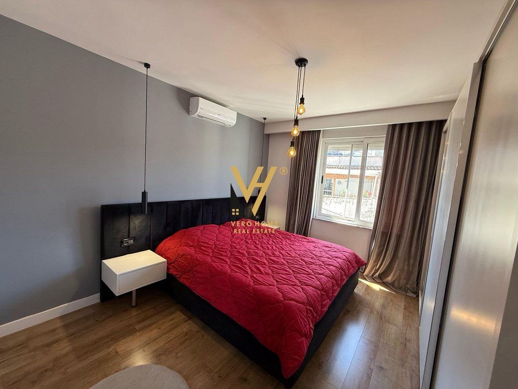 JEPET APARTAMENT 1+1 ME QERA TE KOMUNA E PARISIT 70.000 LEKE 4