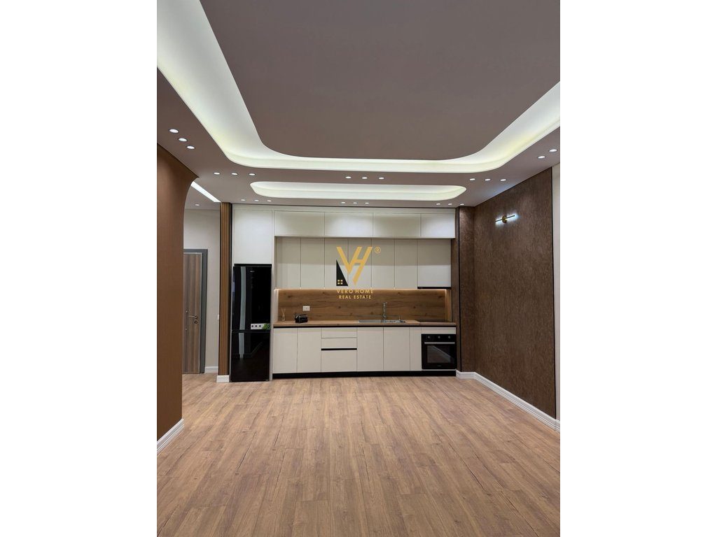 SHITET APARTAMENT 2+1+BLK TE KOMPLEKSI GOLDEN-PARK 21.500.000 LEKE 2