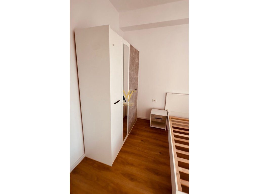 JEPET APARTAMENT 1+1+BLK ME QERA TE KADIU, ALI DEMI 43.000 LEKE 4