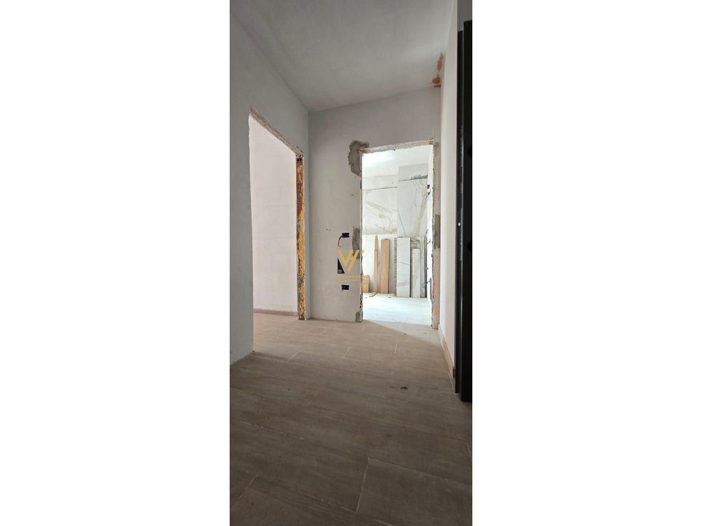 SHITET APARTAMENT 1+1 TE BULEVARDI I RI 140.000 EURO 4