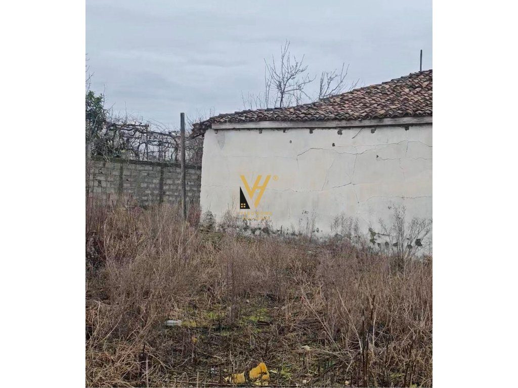 SHITET SHTEPI PRIVATE+TRUALL NE KAVAJE 42.000 EURO