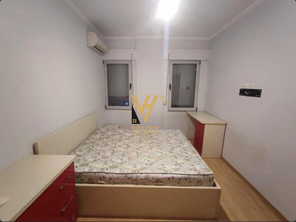 JEPET APARTAMENT 1+1 ME QIRA TE KOPSHTI BOTANIK 600 EURO 4