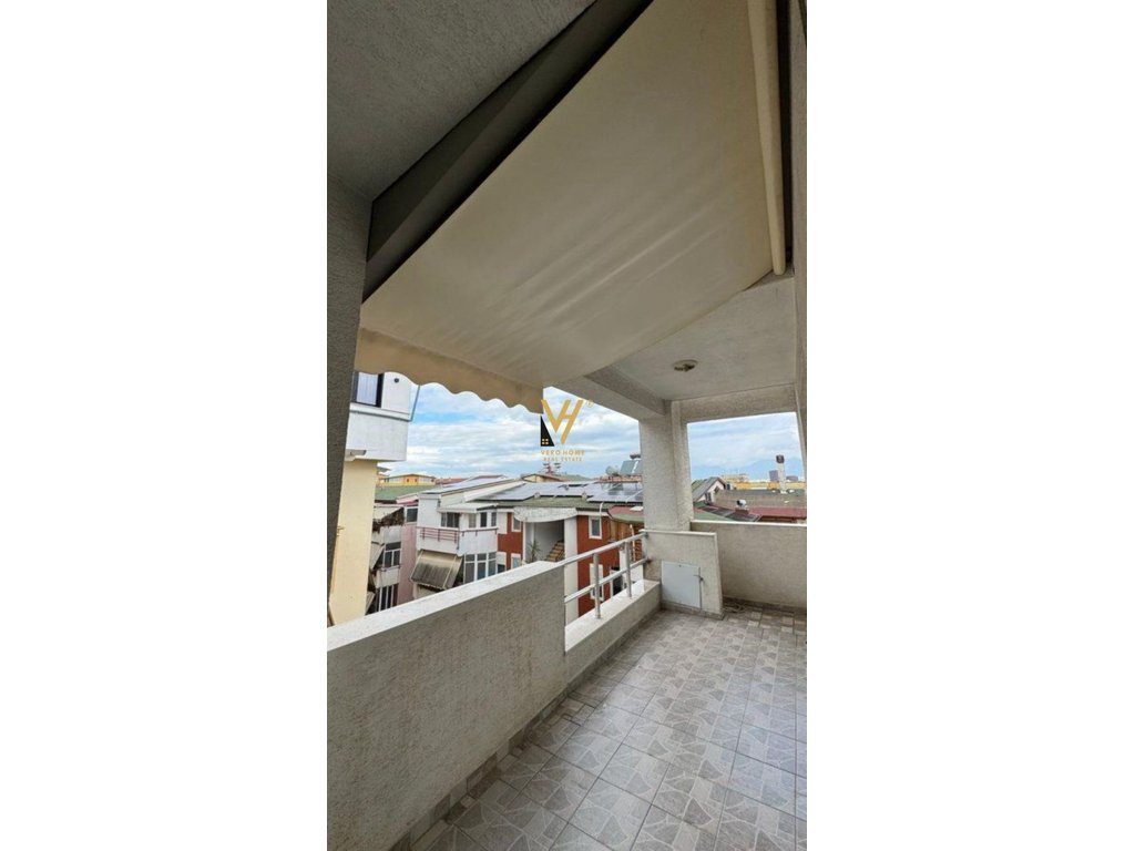JEPET APARTAMENT 2+1 ME QERA TE KODRA E DIELLIT 1, 700 EURO 4