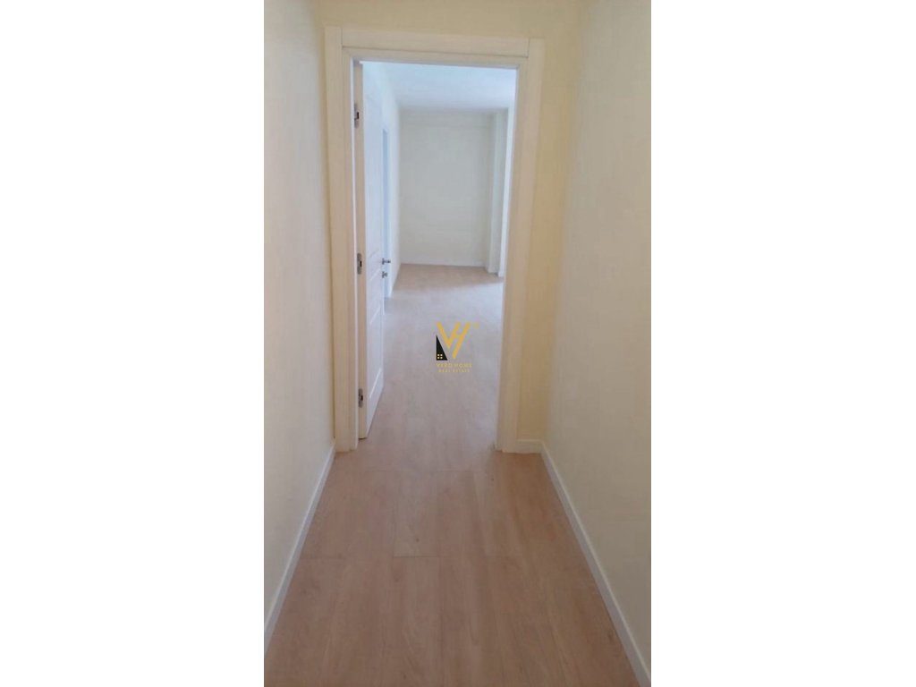 JEPET ZYRE 87M2 ME QERA TE RRUGA HOXHA TAHSIM 600 EURO 3