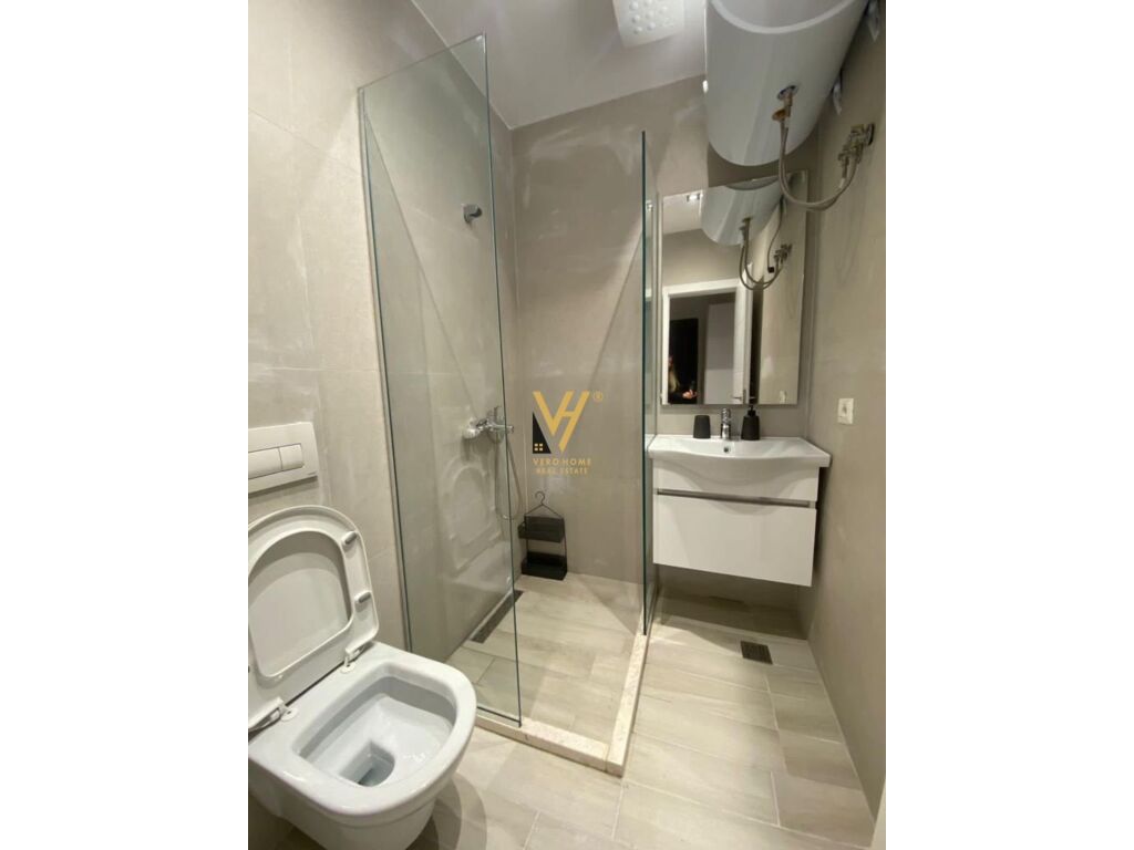 Jepet Apartament 2+1 me qera te Rruga 21 Dhjetori 80 m2 4