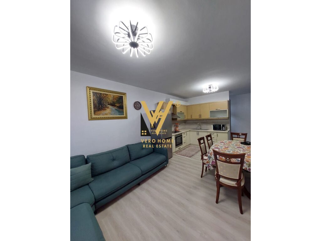 JEPET APARTAMENT 2+1+BLK ME QERA TE KOPESHTI BOTANIK 75.000 LEKE