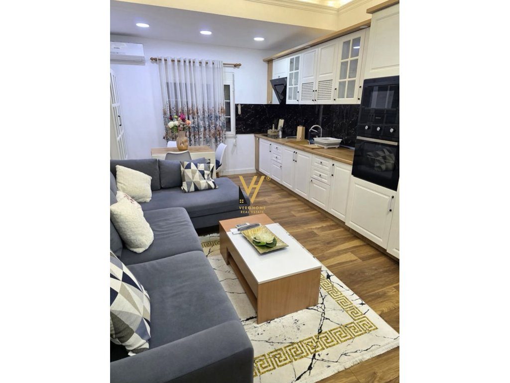 JEPET APARTAMENT 1+1+BLK ME QIRA NE BLLOK 65.000 LEKE 2