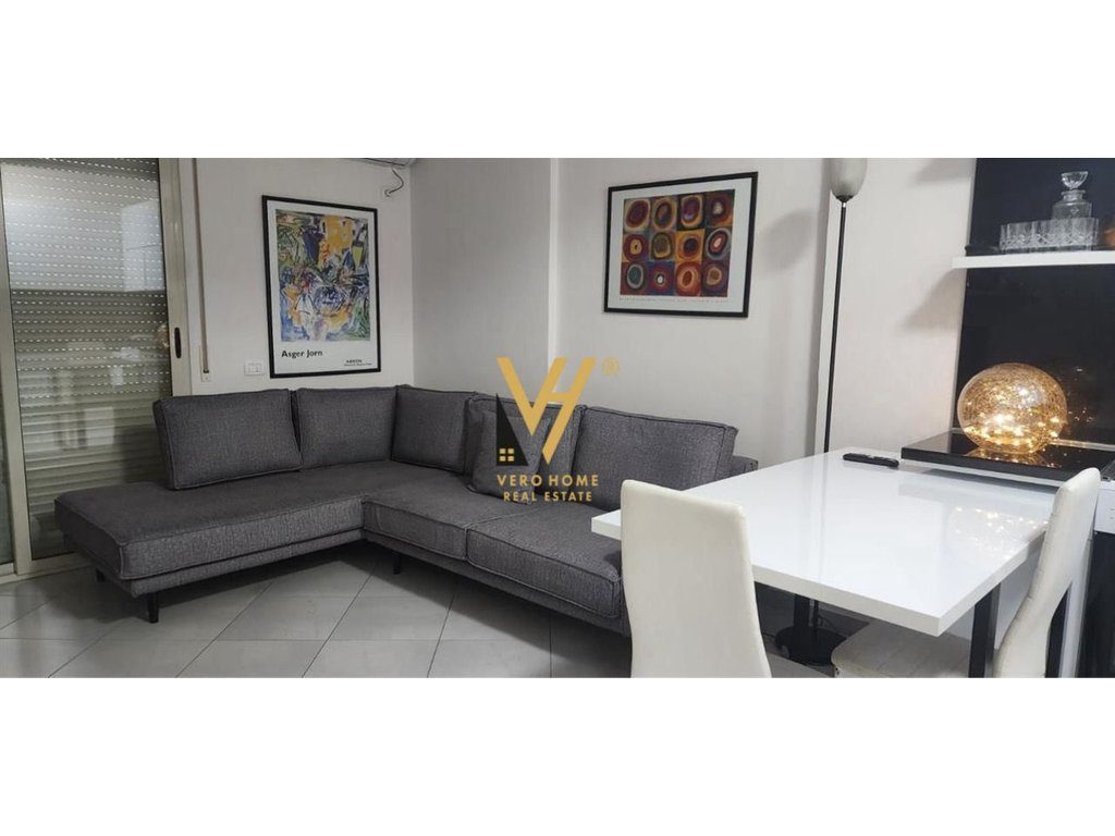 JEPET APARTAMENT 2+1+BLK ME QERA NE YZBERISHT 50.000 LEKE
