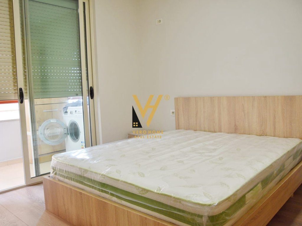 JEPET APARTAMENT 1+1+BLK ME QIRA TE KOMUNA E PARISIT 60.000 LEKE 4