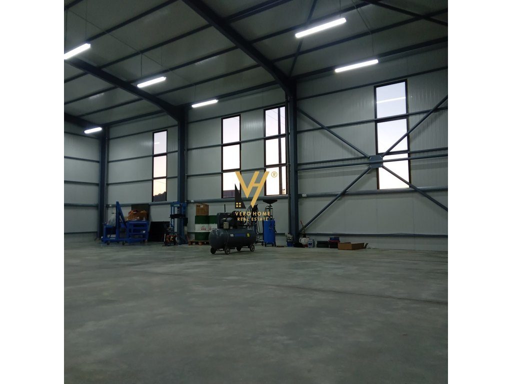 JEPET MAGAZINE 300 M2 ME QERA PRANE QTU 2.000 EURO 1