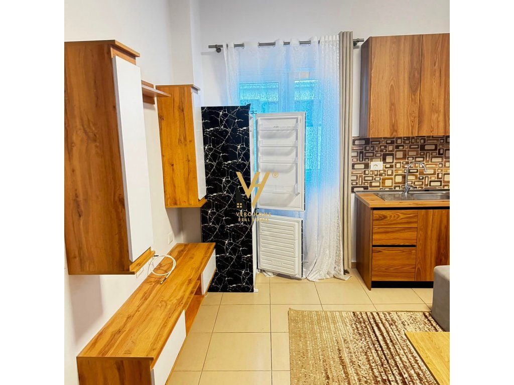 JEPET APARTAMENT 1+1+BLK ME QERA TEK 5 MAJI 50.000 LEKE 2