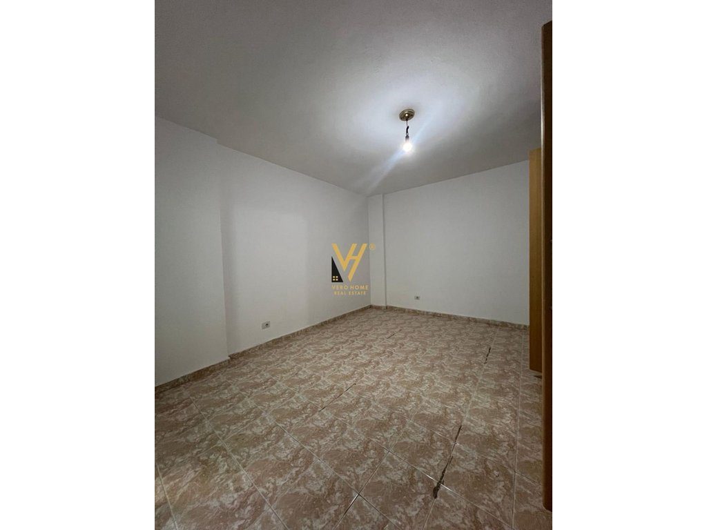 SHITET APARTAMENT 3+2+2BLK TE KOMUNA E PARISIT 265.800 EURO 3