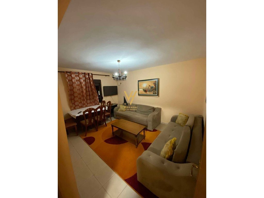 JEPET APARTAMENT 3+1 ME QIRA TE ALI DEMI 50.000 LEKE