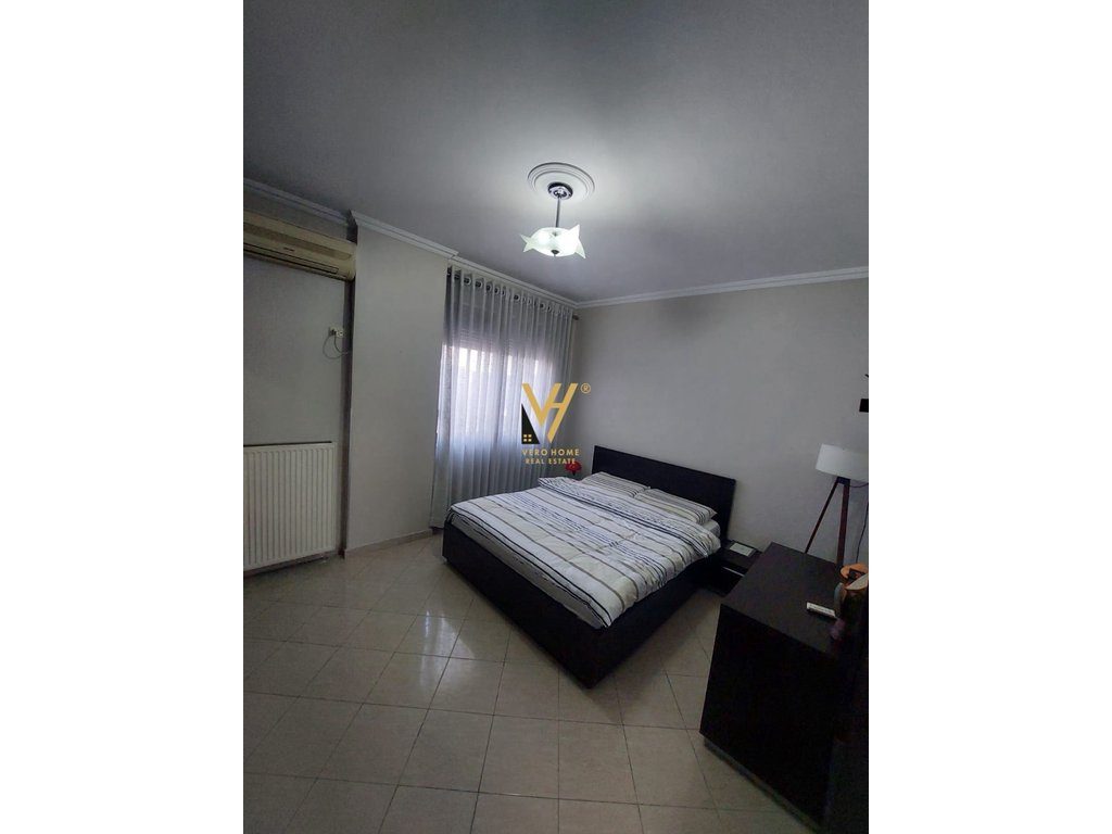 JEPET APARTAMENT 2+1+2BLK ME QERA TE RRUGA KAVAJES 85.000 LEKE 3