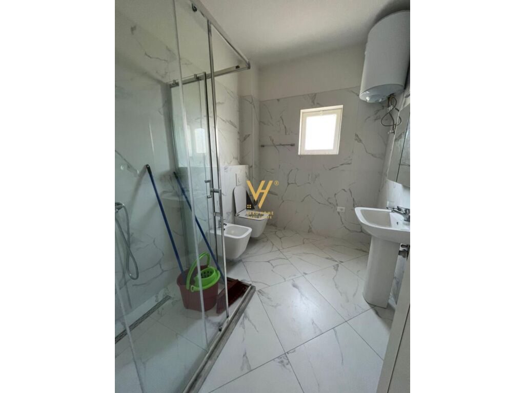 Jepet Apartament 2+1+post parkimi me qera ne Paskuqan 110 m2 4