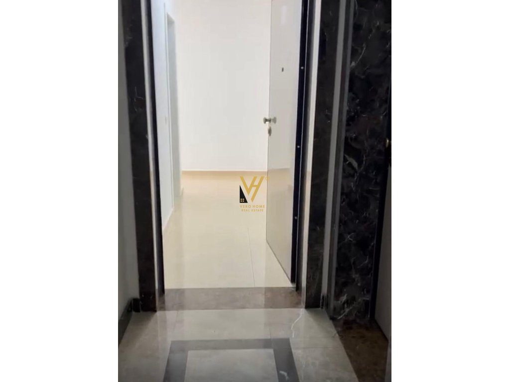 JEPET ZYRE 65 M2 ME QIRA TE ISH SHESHI SHQIPONJA 65.000 LEKE 4