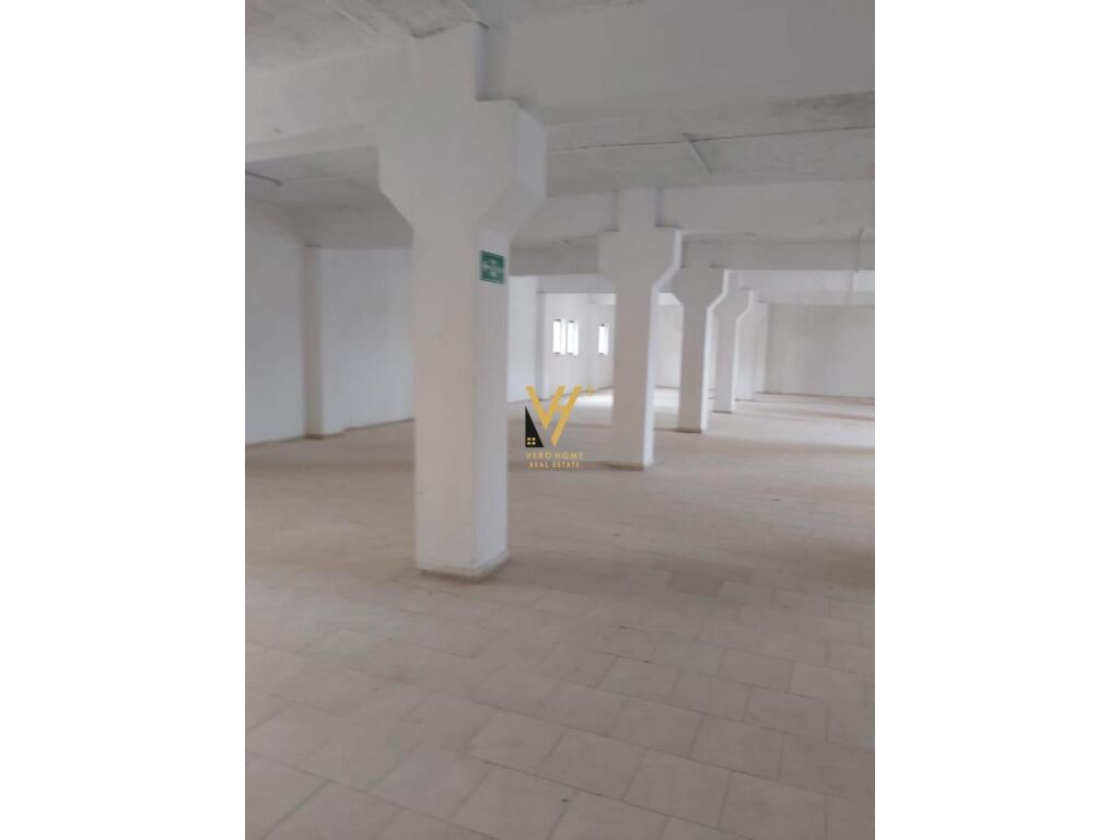 Jepet ambjent biznesi me qera te Rruga Siri Kodra 504 m2 1