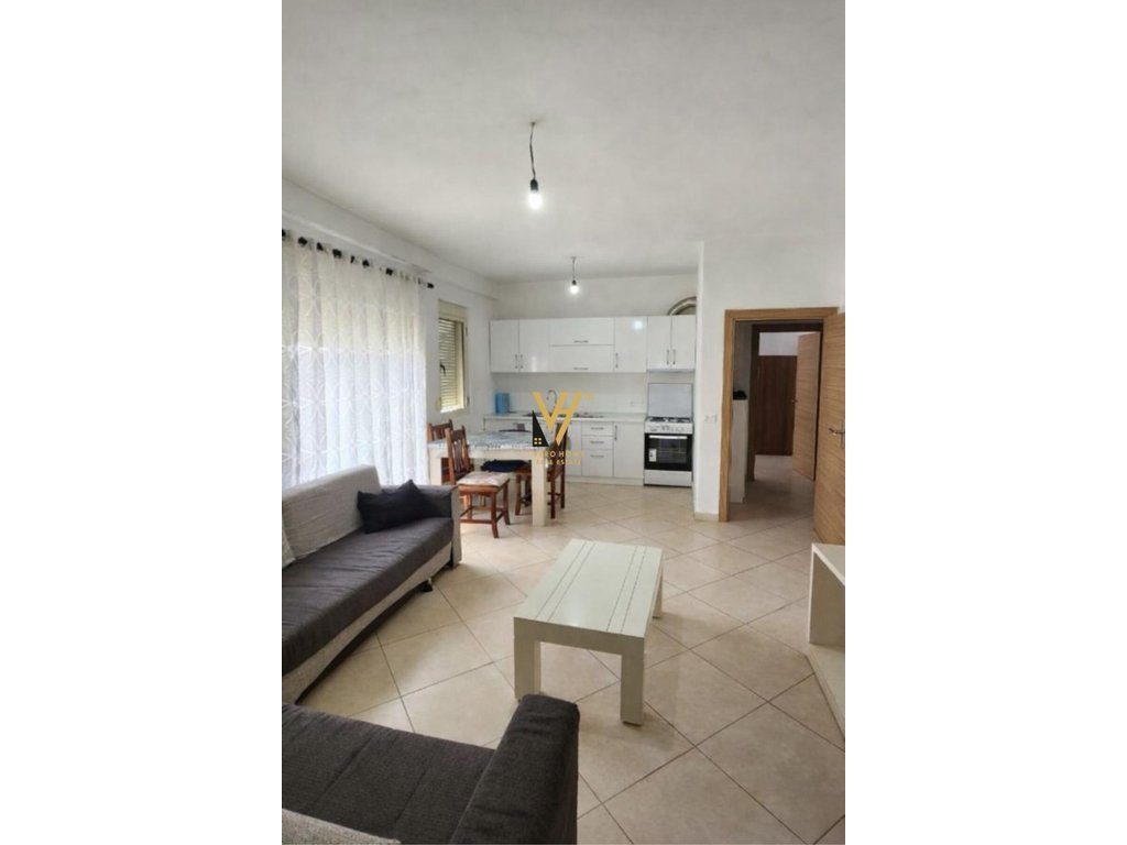 JEPET APARTAMENT 2+1+BLK ME QIRA NE YZBERISHT, MISTO MAME 450 EURO