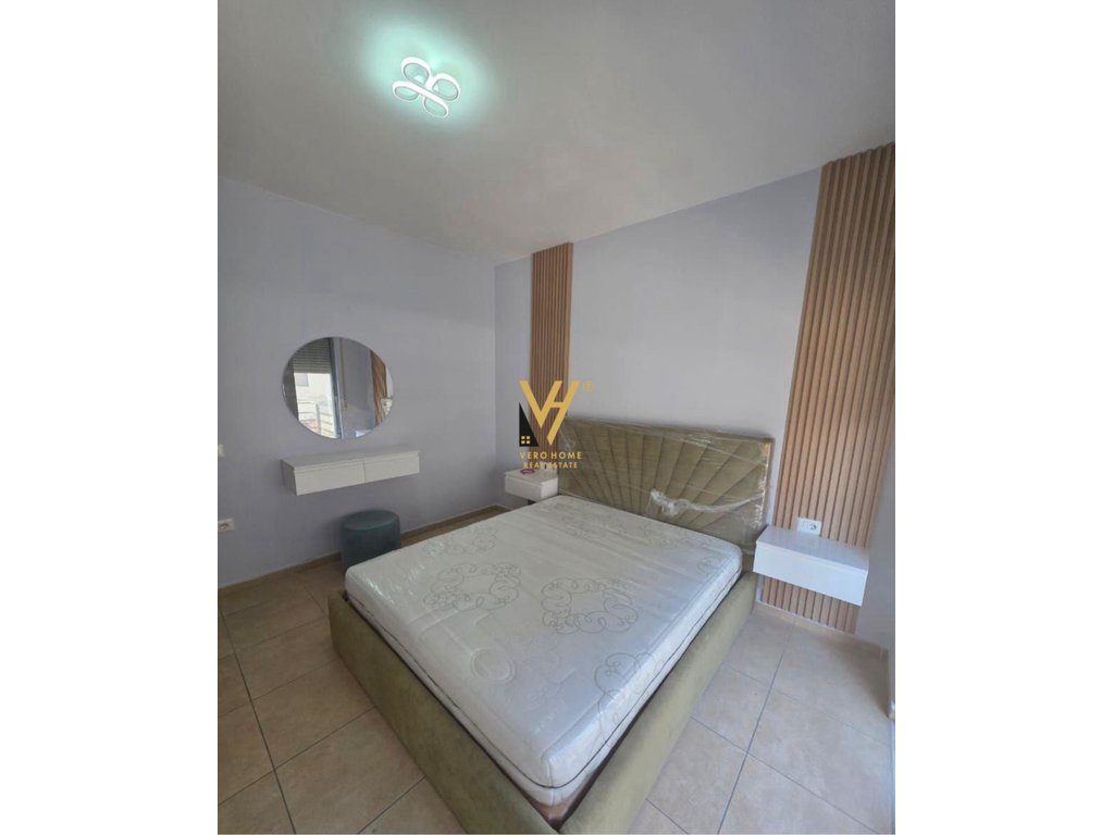 JEPET APARTAMENT 1+1+BLK ME QERA TE 5 MAJI 50.000 LEKE 3