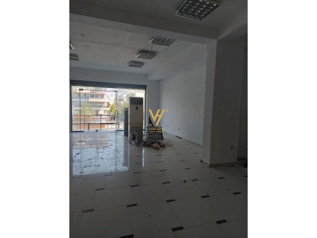 JEPET AMBIENT BIZNESI 150 M2 ME QERA NE SELITE 150.000 LEKE 2