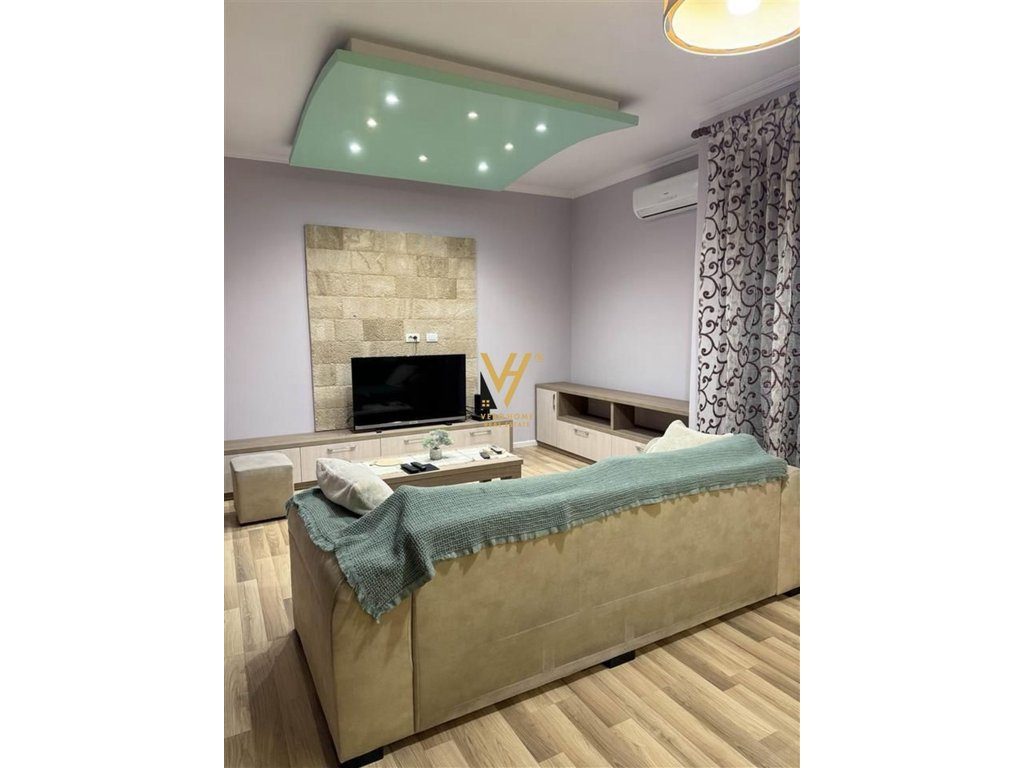 JEPET APARTAMENT 1+1+BLK ME QERA TE PAZARI I RI 650 EURO