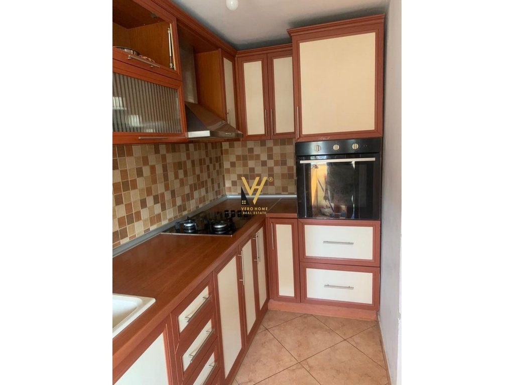 SHITET APARTAMENT 3+1+BLK TE PAZARI I RI 18.500.000 LEKE 3