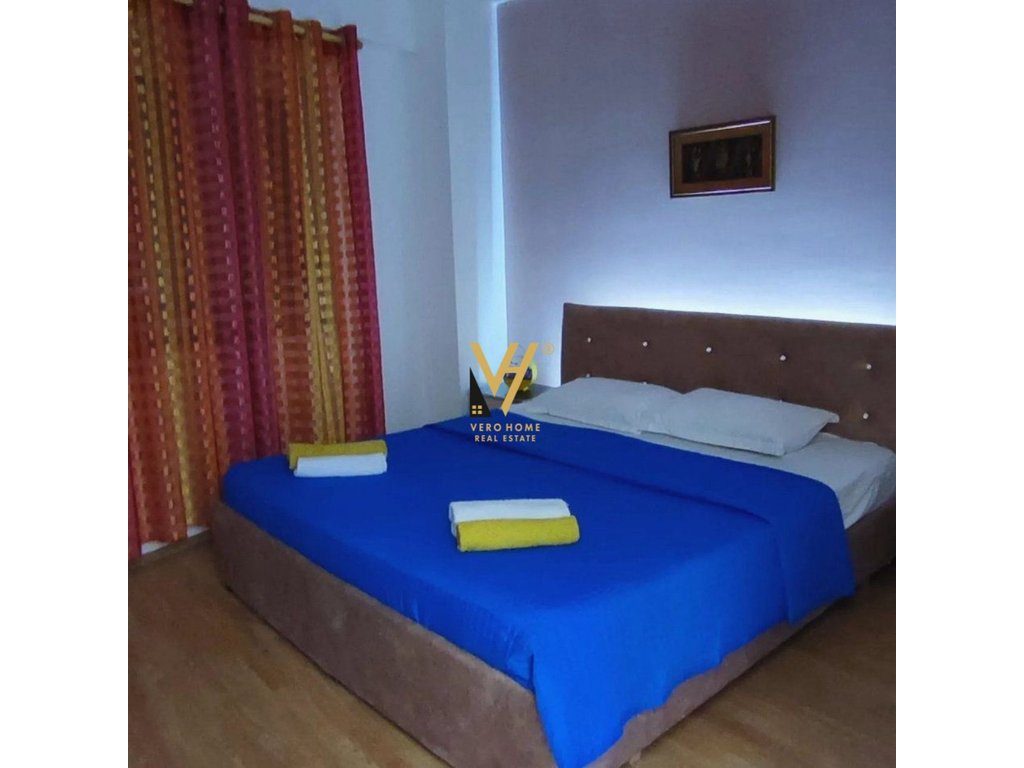 JEPET APARTAMENT 1+1 ME QERA TE NDRE MJEDA, ISH PARKU 48.000 LEKE 4