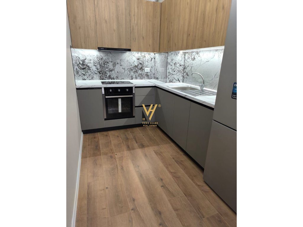 JEPET APARTAMENT 1+1+BLK ME QIRA TE AURA, LAPRAKE 600 EURO 3