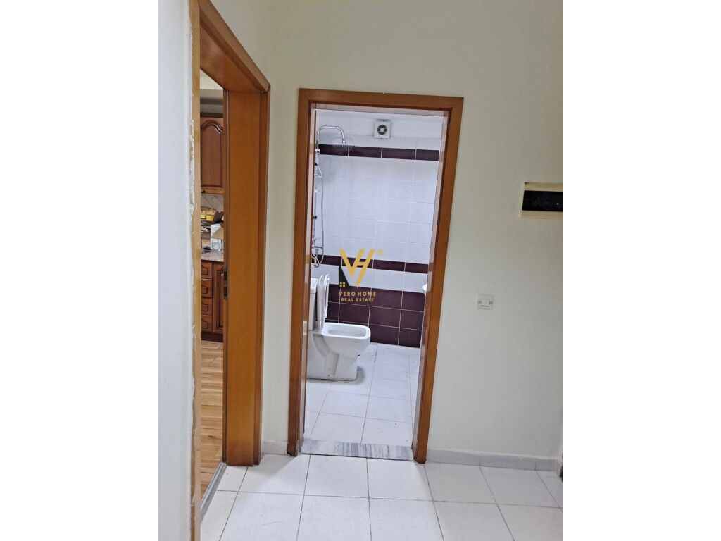 Jepet Apartament 1+1 me qera te Ish Restorant Durresi 70 m2