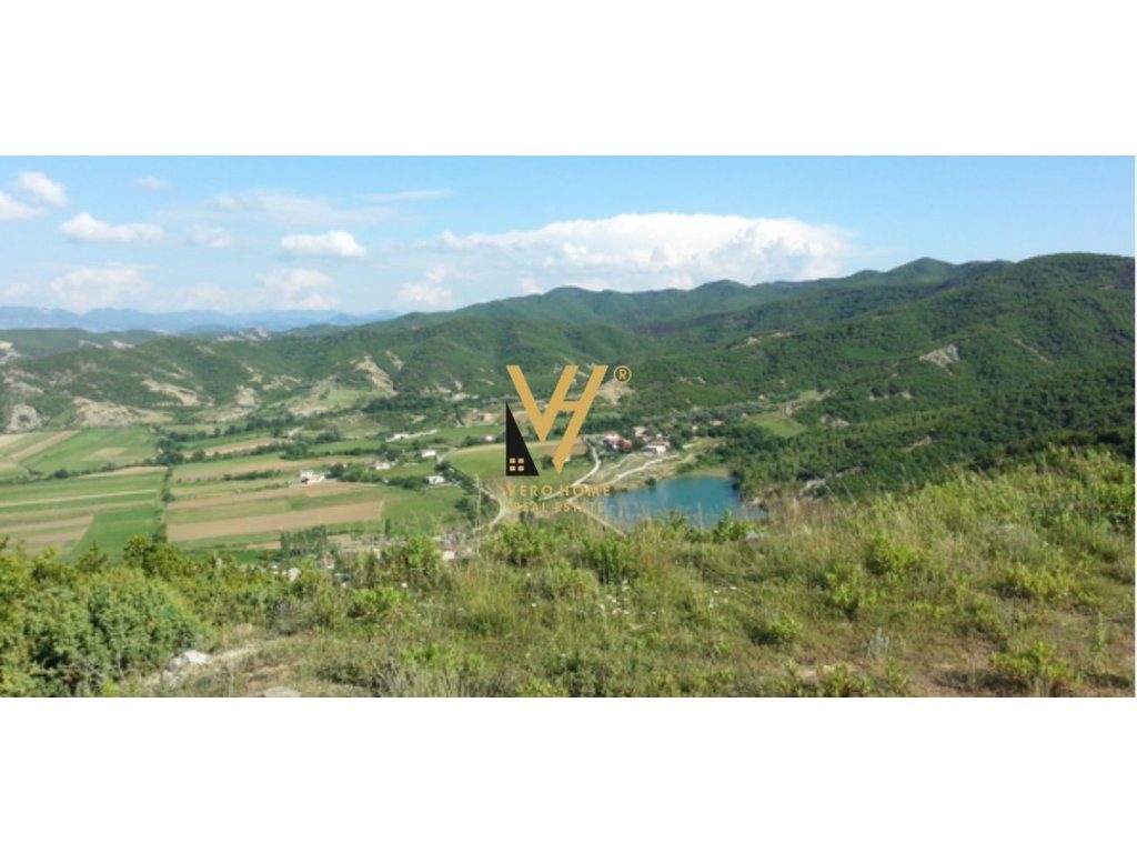 SHITET TOKE 3.000 M2 NE VAQARR 310.000 EURO