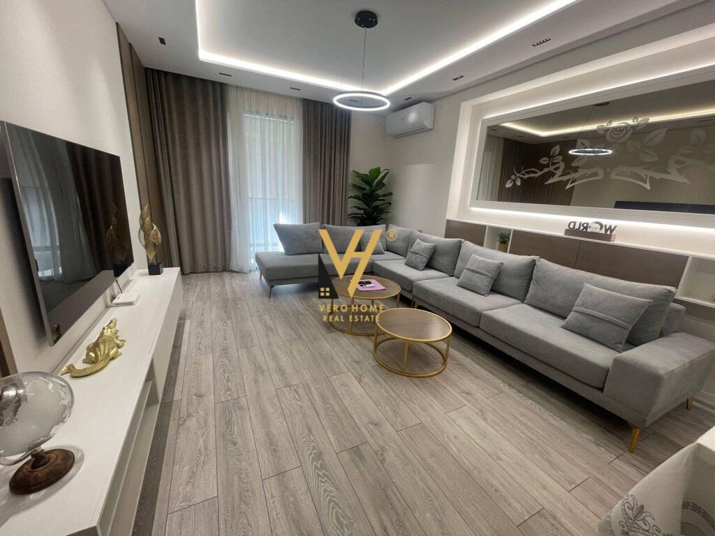 Jepet Apartament 2+1+2 me qera te Rruga Kongresi i Manastirirt 116 m2