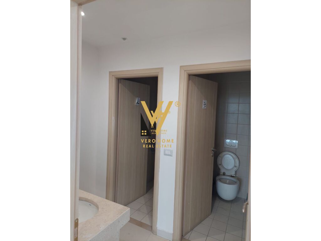 JEPET ZYRE 230 M2 BRUTO ME QERA TE PALLATI ME SHIGJETA 2.600 EURO 3