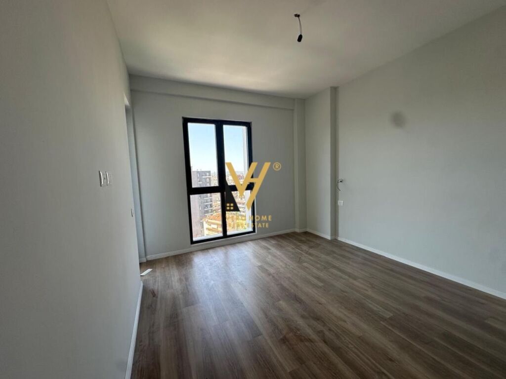 Jepet Zyre me qera te Kompleksi Arlis , Rruga e Dibres 90 m2 4