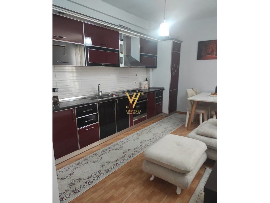 JEPET APARTAMENT 1+1+BLK ME QERA NE YZBERISHT 45.000 LEKE 2