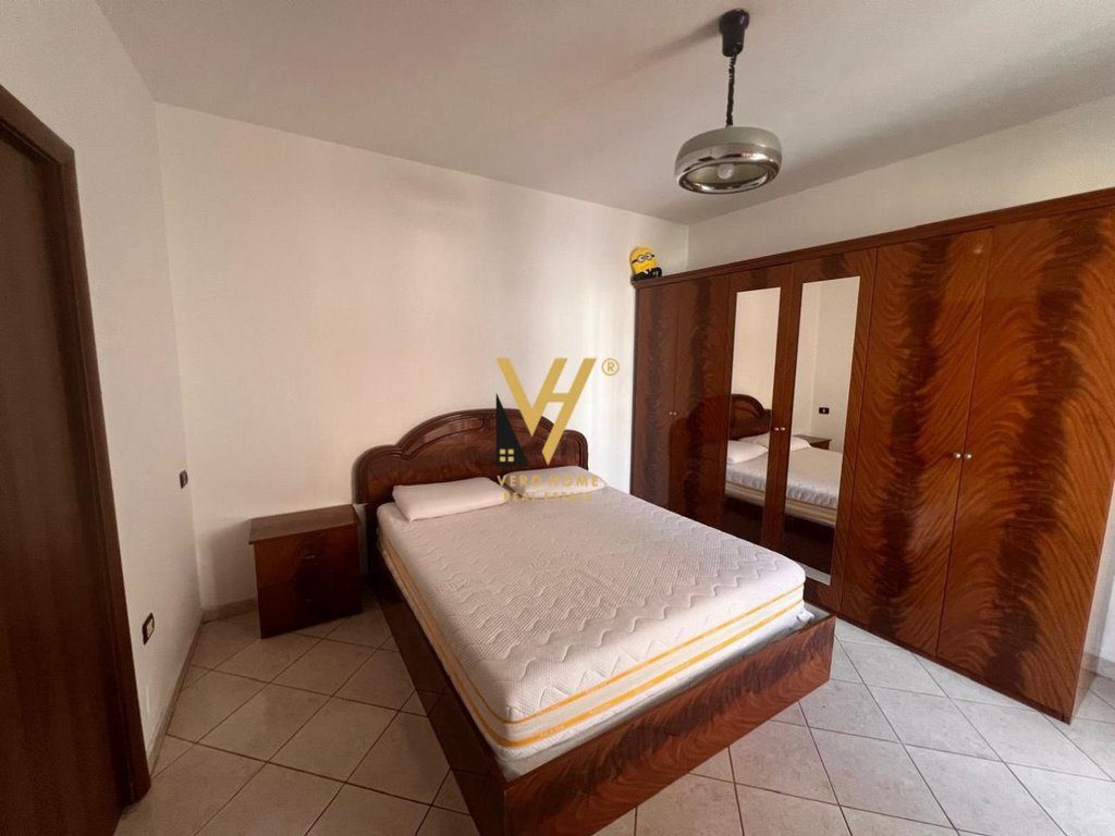 JEPET APARTAMENT 2+1+2+2BLK ME QIRA NE ASTIR 50.000 LEKE 3
