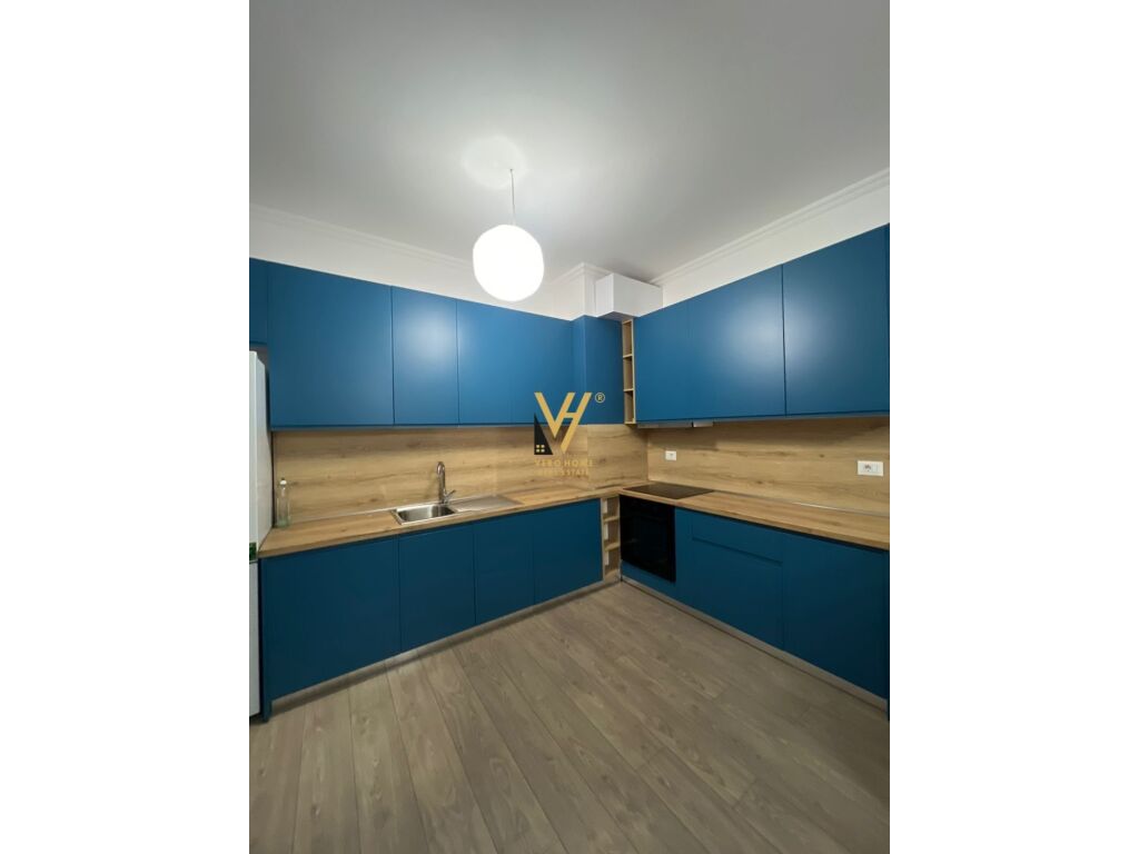 Jepet Apartament 1+1+ballkon me qera te Kompleksi Olimpik 70 m2