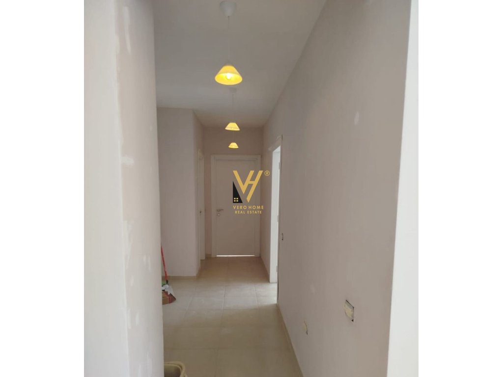 JEPET APARTAMENT 2+1+2 ME QERA NE MISTO MAME 600 EURO 3