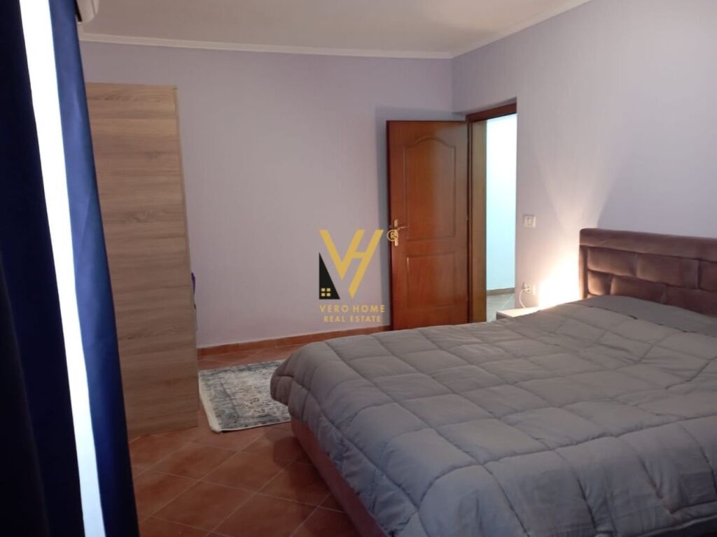 Jepet Apartament 1+1+ballkon me qera te Rruga Fortuzi 54 m2 3