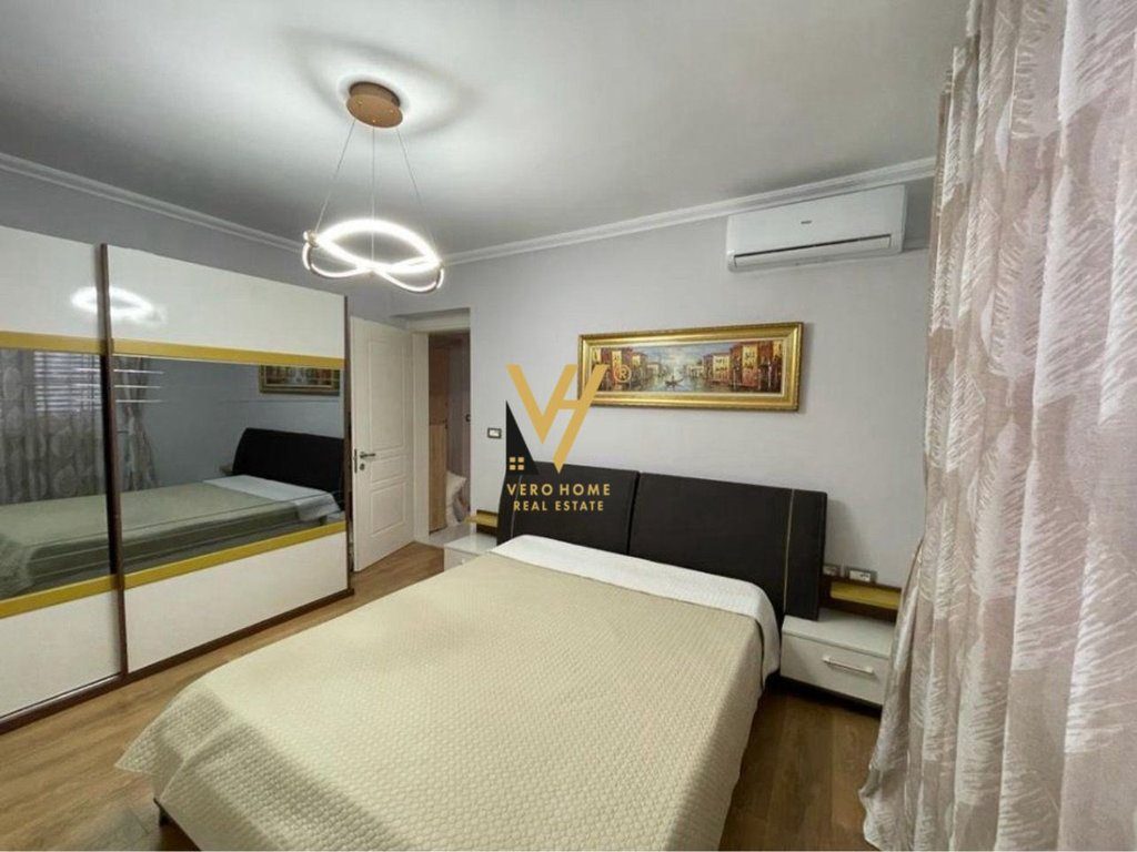 SHITET APARTAMENT 1+1 NE BLLOK 206.000 EURO 4