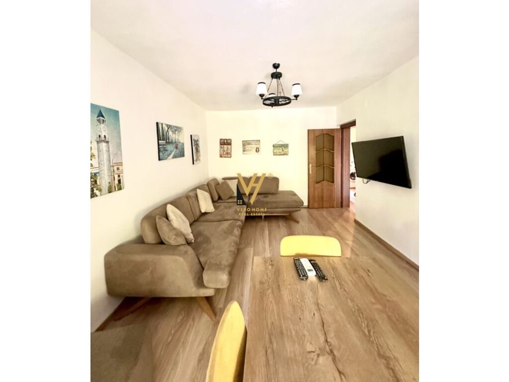 Jepet Apartament 1+1+ballkon me qera te Zogu i Zi 60 m2